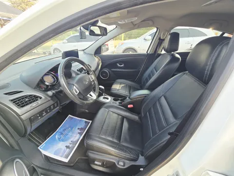 Renault SM3