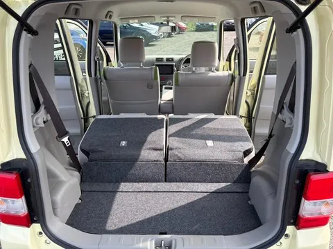 Toyota Pixis Space