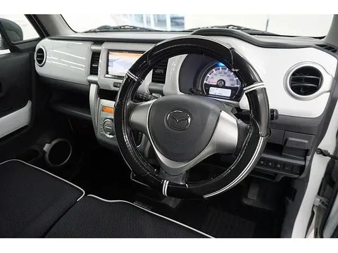 Mazda Flair Crossover