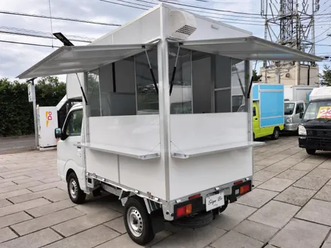 Nissan Clipper Truck