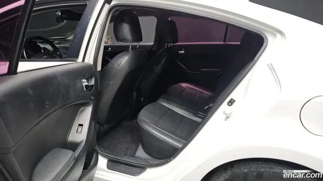 Kia Cerato (K3)