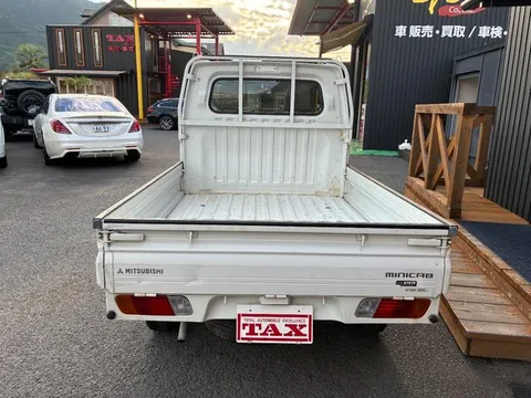 Mitsubishi Minicab Truck