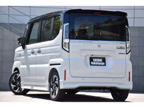Suzuki Spacia Custom