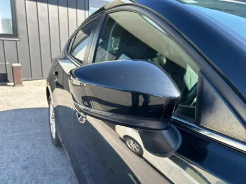 Mazda Axela Sport