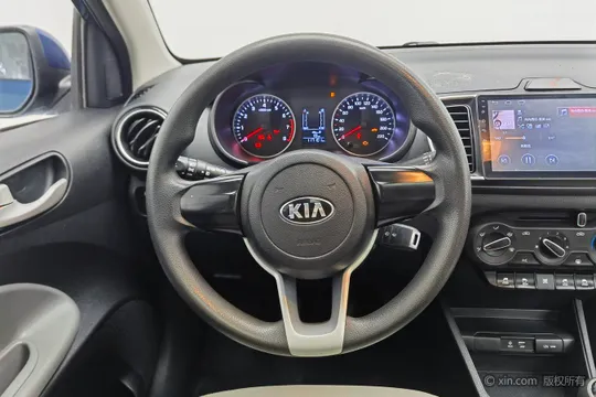 Kia Pegas