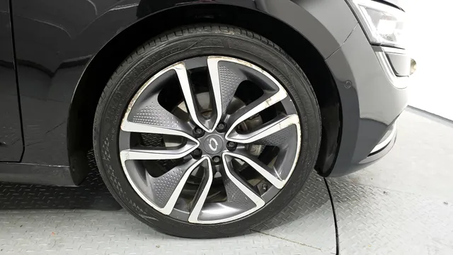 Renault Talisman (SM6)