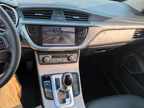 Geely Emgrand GL