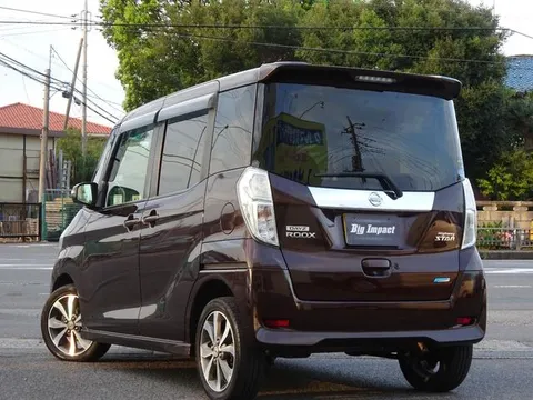 Nissan Dayz Roox