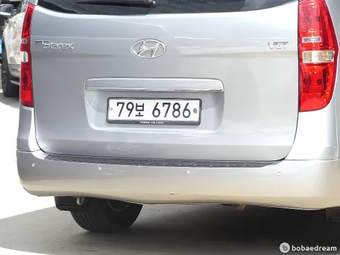 Hyundai Grand Starex