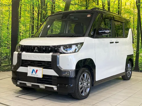 Mitsubishi Delica Mini