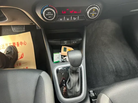 Kia KX1