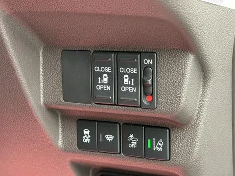 Honda Freed Plus