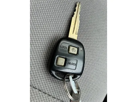 Toyota Pixis Epoch
