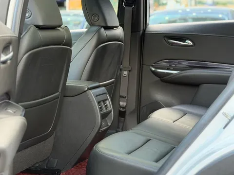 Cadillac XT4