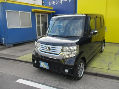 Honda N-BOX Plus Custom