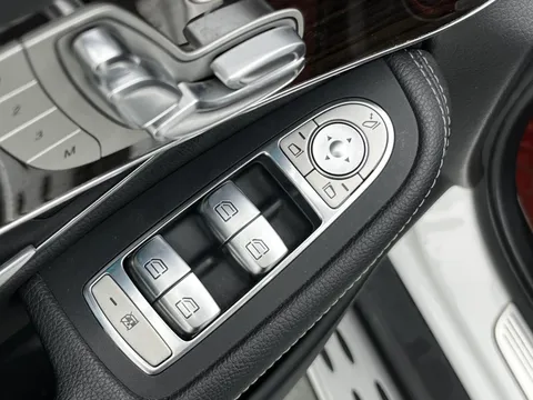 Mercedes-Benz Mercedes-Benz GLC