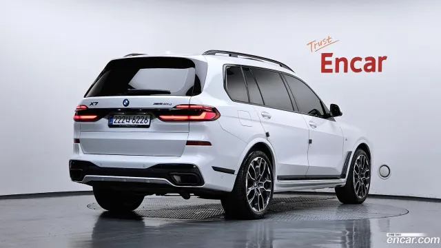 BMW X7