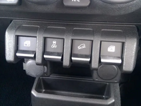 Suzuki Jimny Sierra