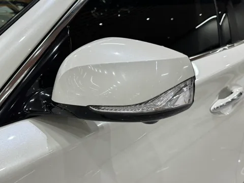 Infiniti Q50L