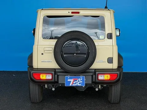 Suzuki Jimny Sierra