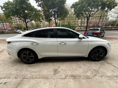 Hyundai Festa