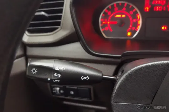 Wuling Hongguang V