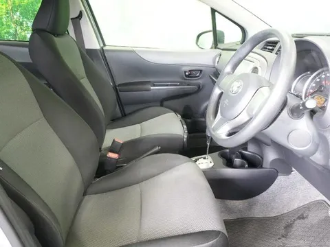 Toyota Yaris (Vitz)
