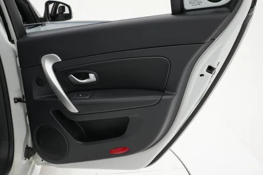Renault SM5