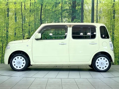 Daihatsu Mira Cocoa