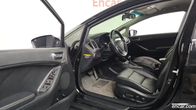 Kia Cerato (K3)