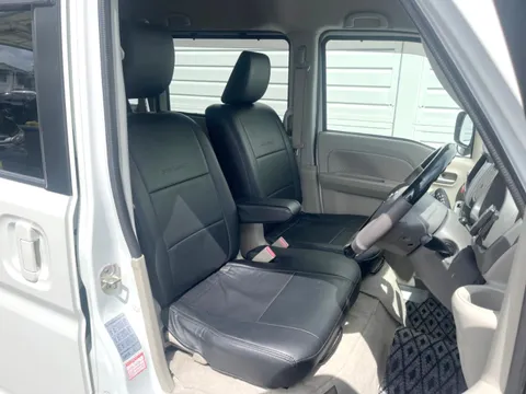 Nissan Clipper Rio