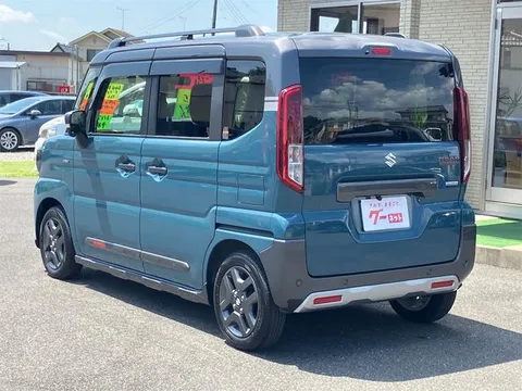 Suzuki Spacia Gear