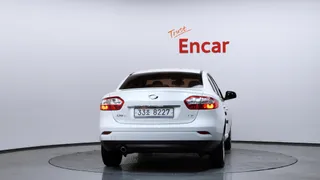 Renault SM3