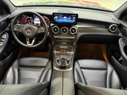 Mercedes-Benz Mercedes-Benz GLC