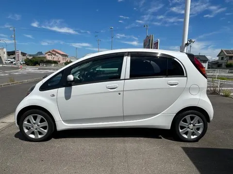 Mitsubishi I