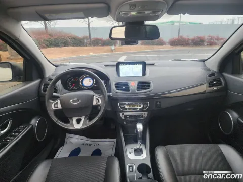 Renault SM3