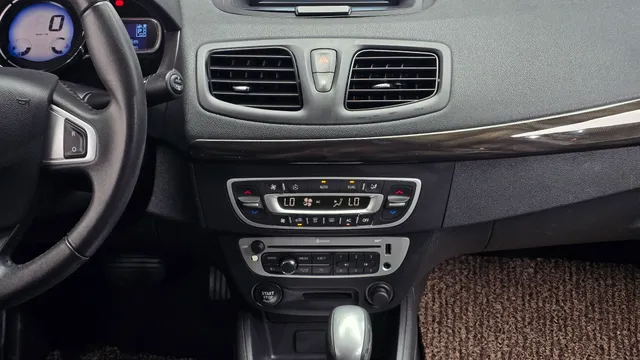 Renault SM3