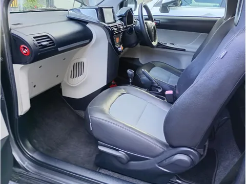 Toyota iQ