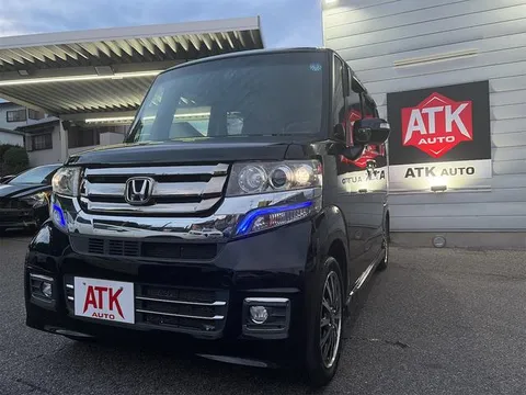 Honda N-BOX Custom