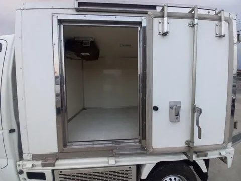 Mazda Scrum Truck