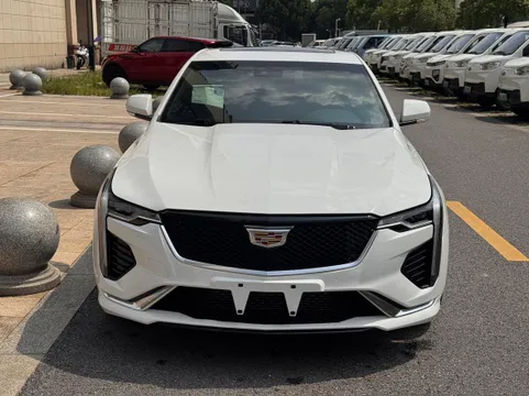 Cadillac CT4
