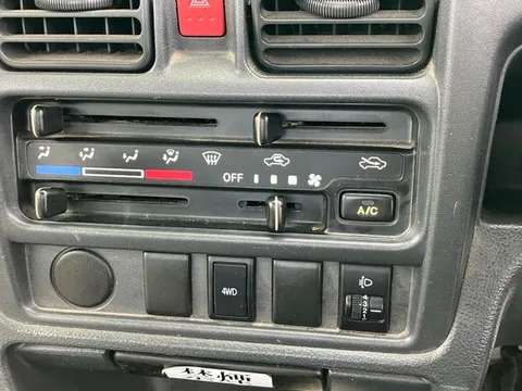 Nissan Clipper Truck