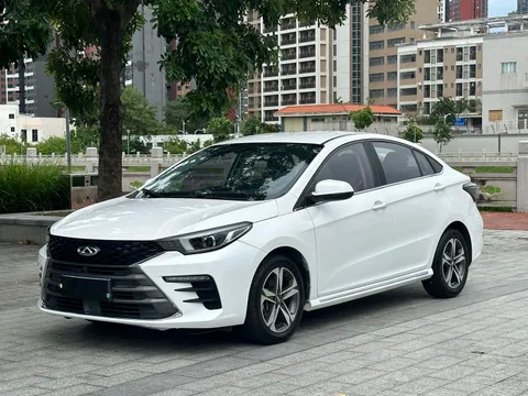 Chery Arrizo 5
