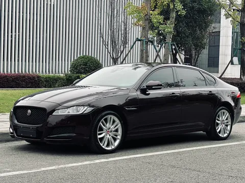 Jaguar XFL