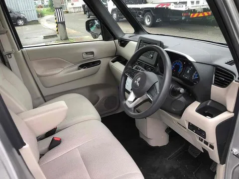 Mitsubishi eK Space