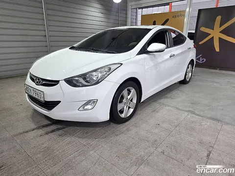 Hyundai Elantra (Avante)