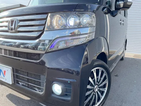 Honda N-BOX Custom