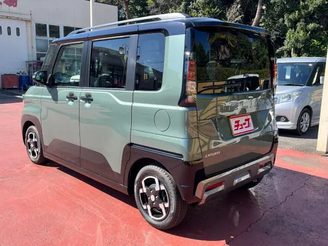 Mitsubishi Delica Mini