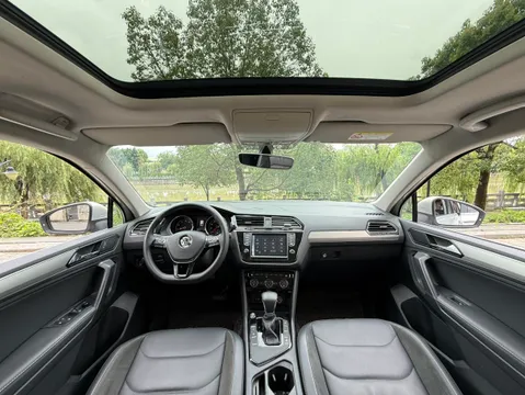 Volkswagen Tiguan L