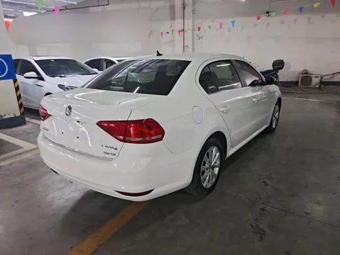 Volkswagen Lavida